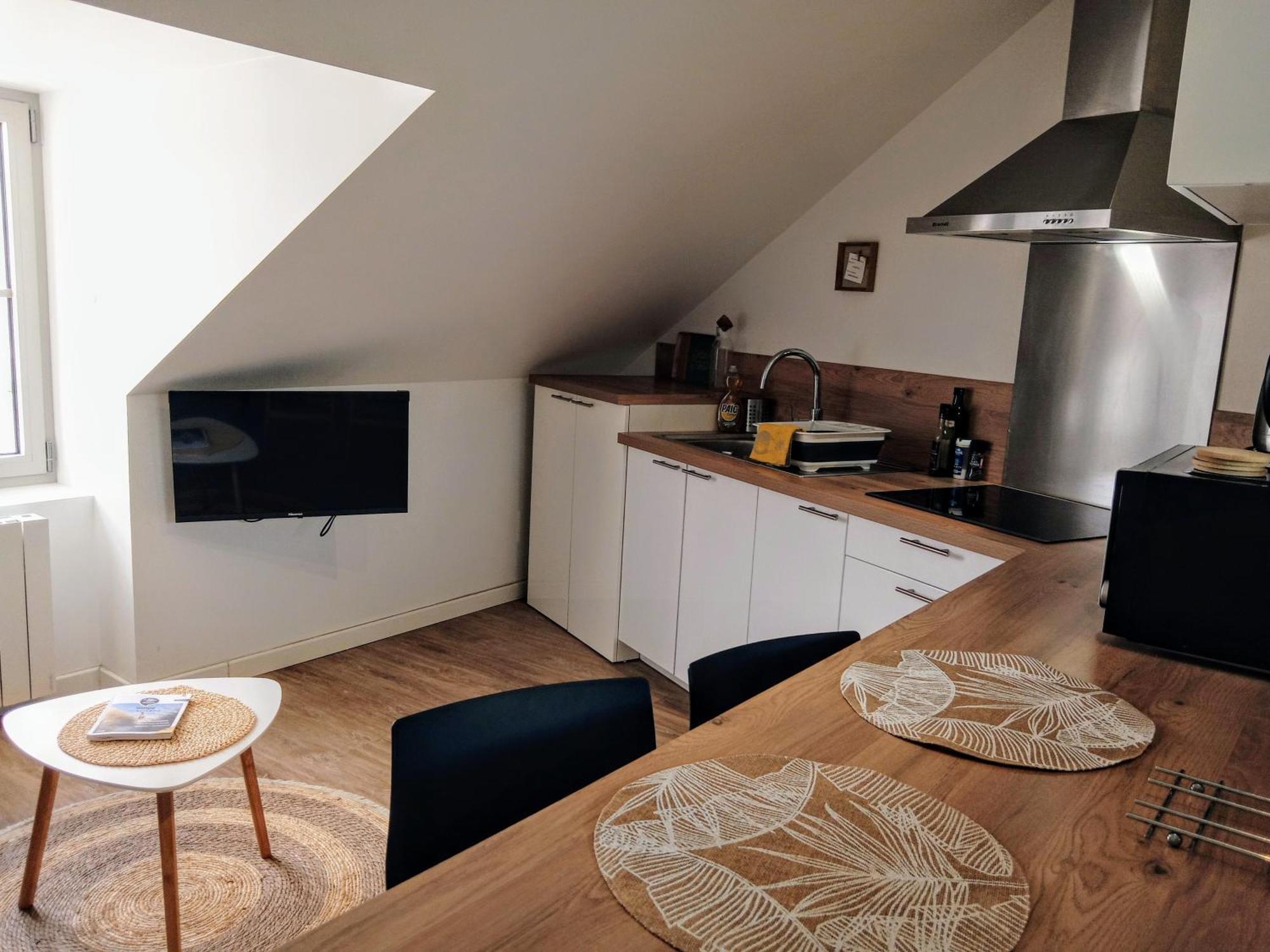 Les Studios De La Gare Linge Cafe The Inclus Wifi Vannes Ngoại thất bức ảnh