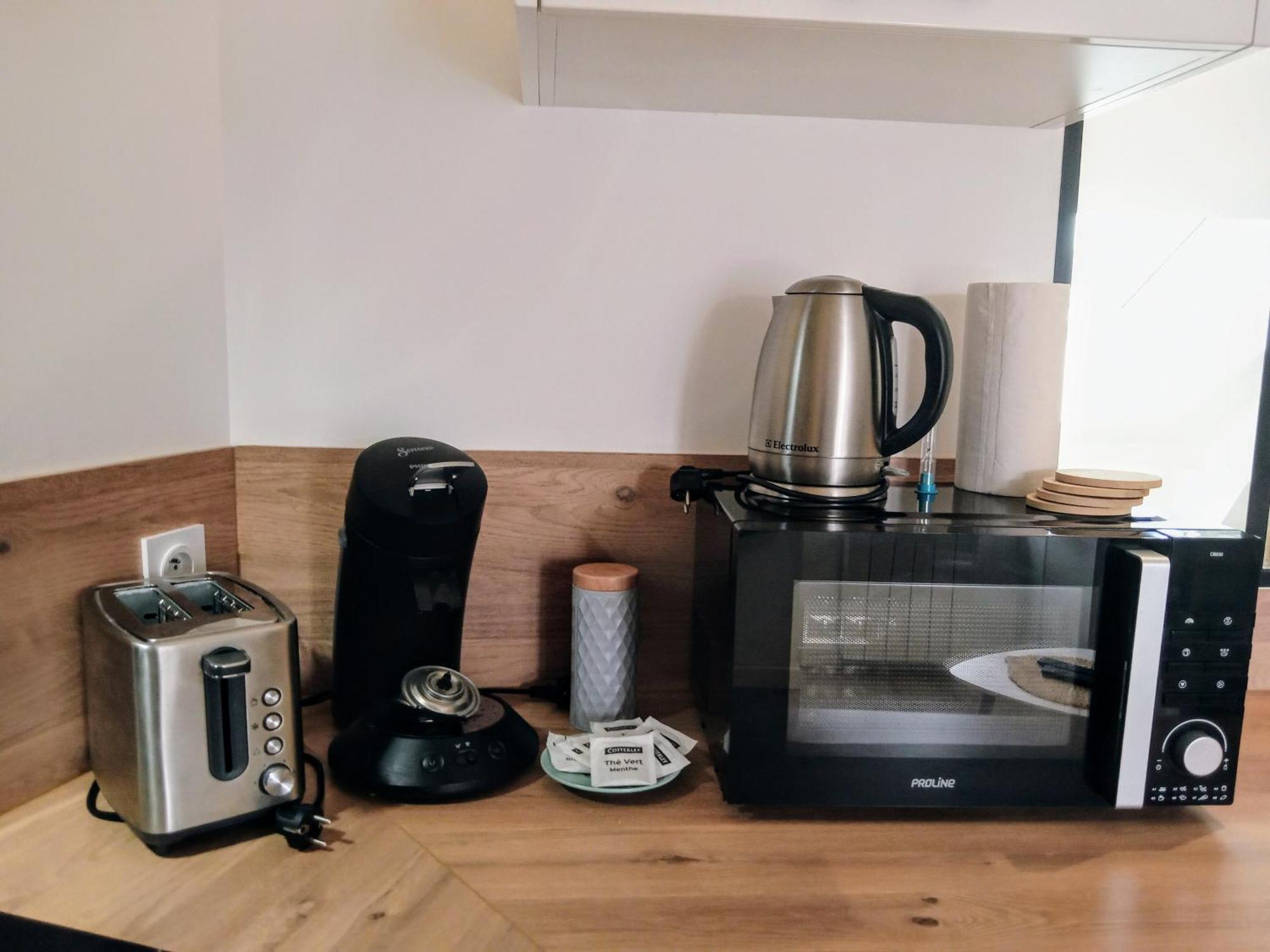 Les Studios De La Gare Linge Cafe The Inclus Wifi Vannes Ngoại thất bức ảnh