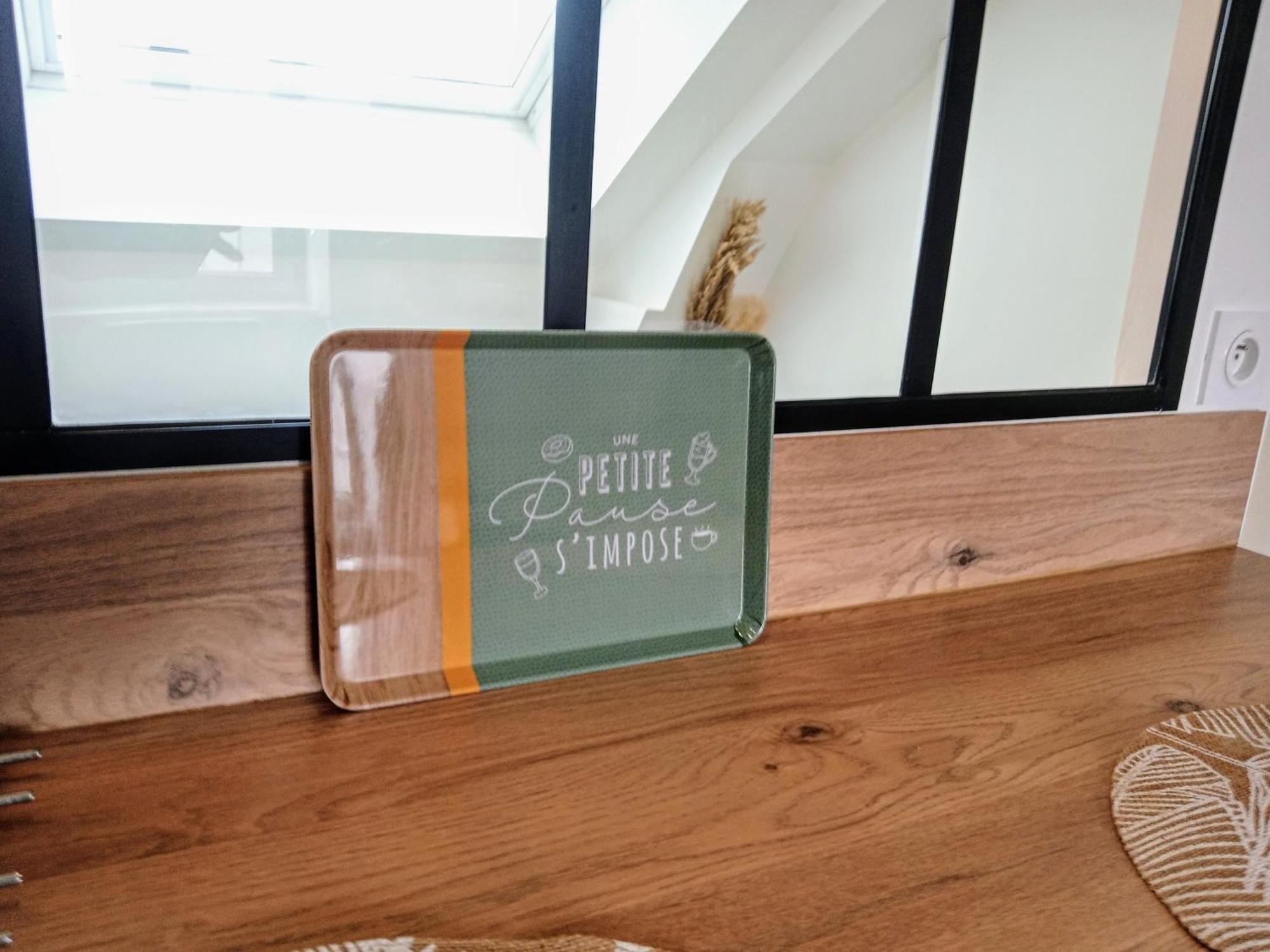 Les Studios De La Gare Linge Cafe The Inclus Wifi Vannes Ngoại thất bức ảnh