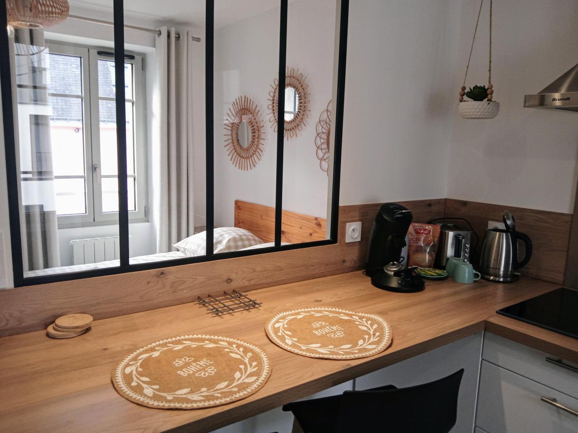 Les Studios De La Gare Linge Cafe The Inclus Wifi Vannes Ngoại thất bức ảnh