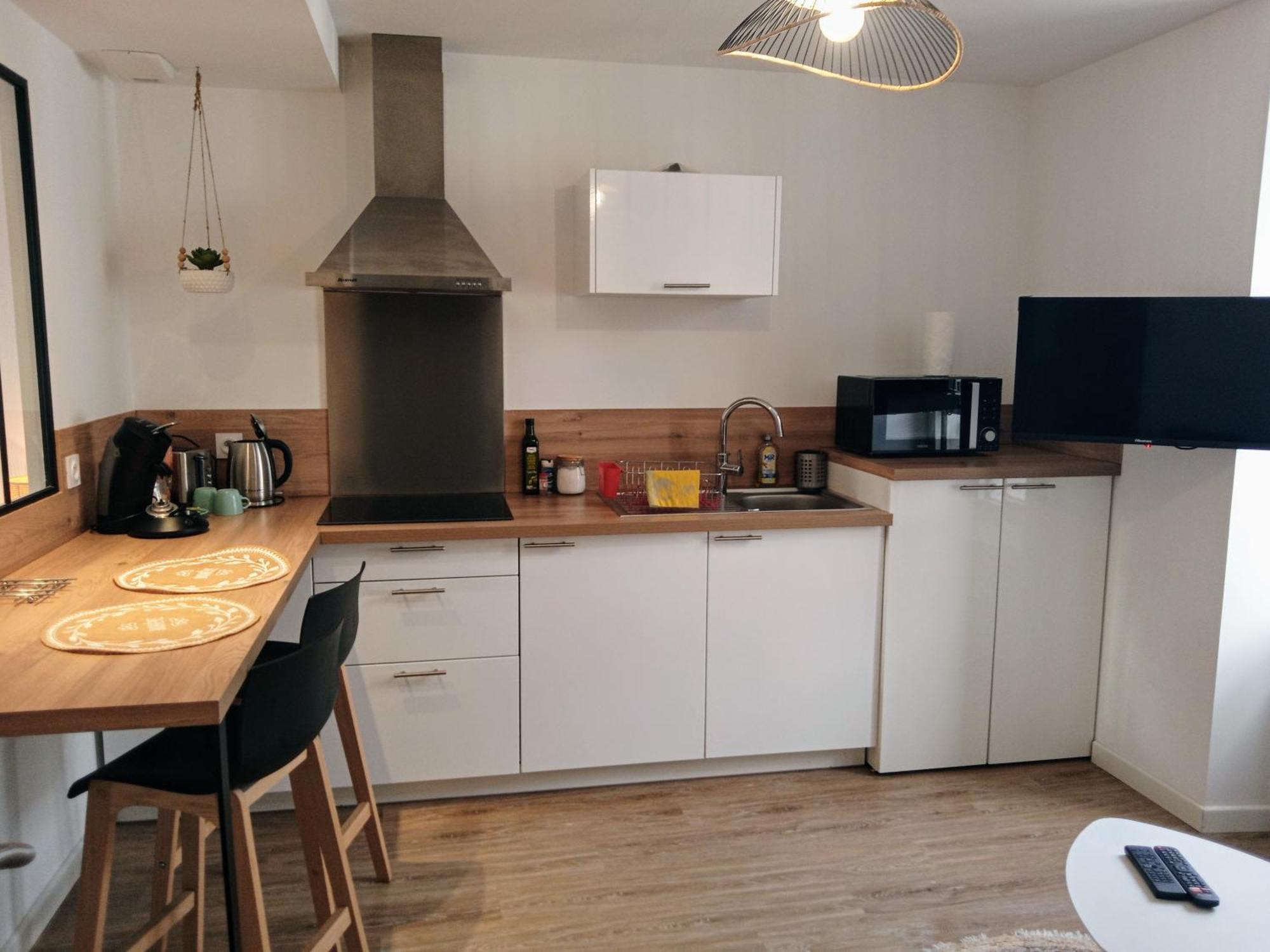 Les Studios De La Gare Linge Cafe The Inclus Wifi Vannes Ngoại thất bức ảnh