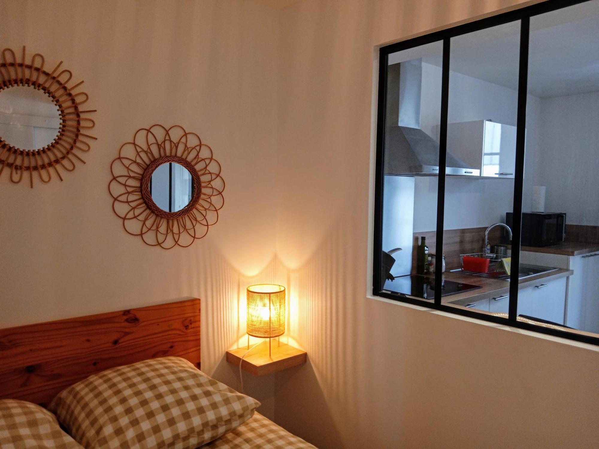 Les Studios De La Gare Linge Cafe The Inclus Wifi Vannes Ngoại thất bức ảnh