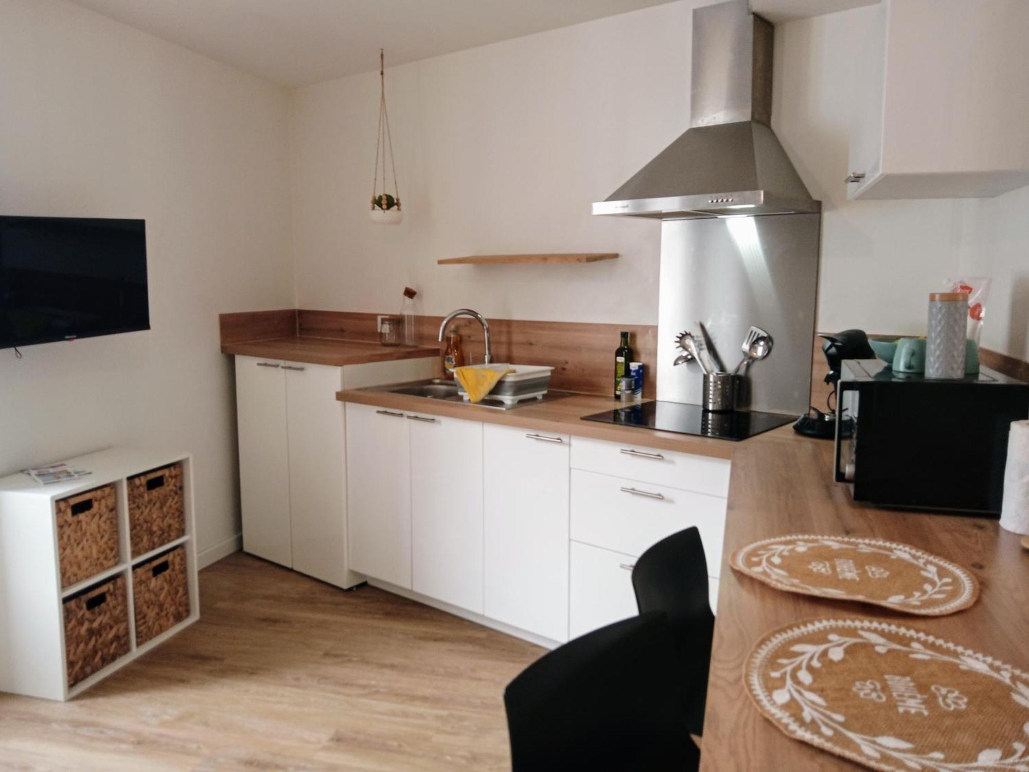 Les Studios De La Gare Linge Cafe The Inclus Wifi Vannes Ngoại thất bức ảnh
