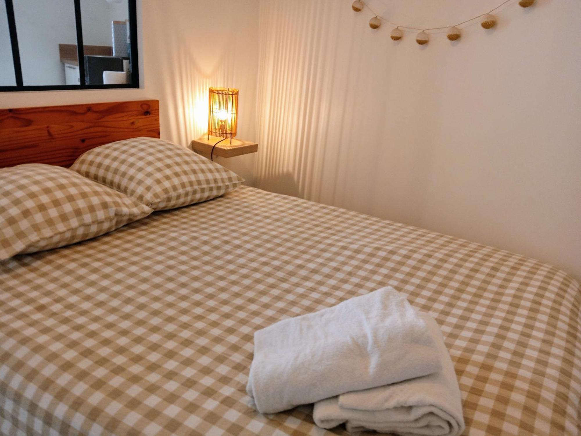 Les Studios De La Gare Linge Cafe The Inclus Wifi Vannes Ngoại thất bức ảnh