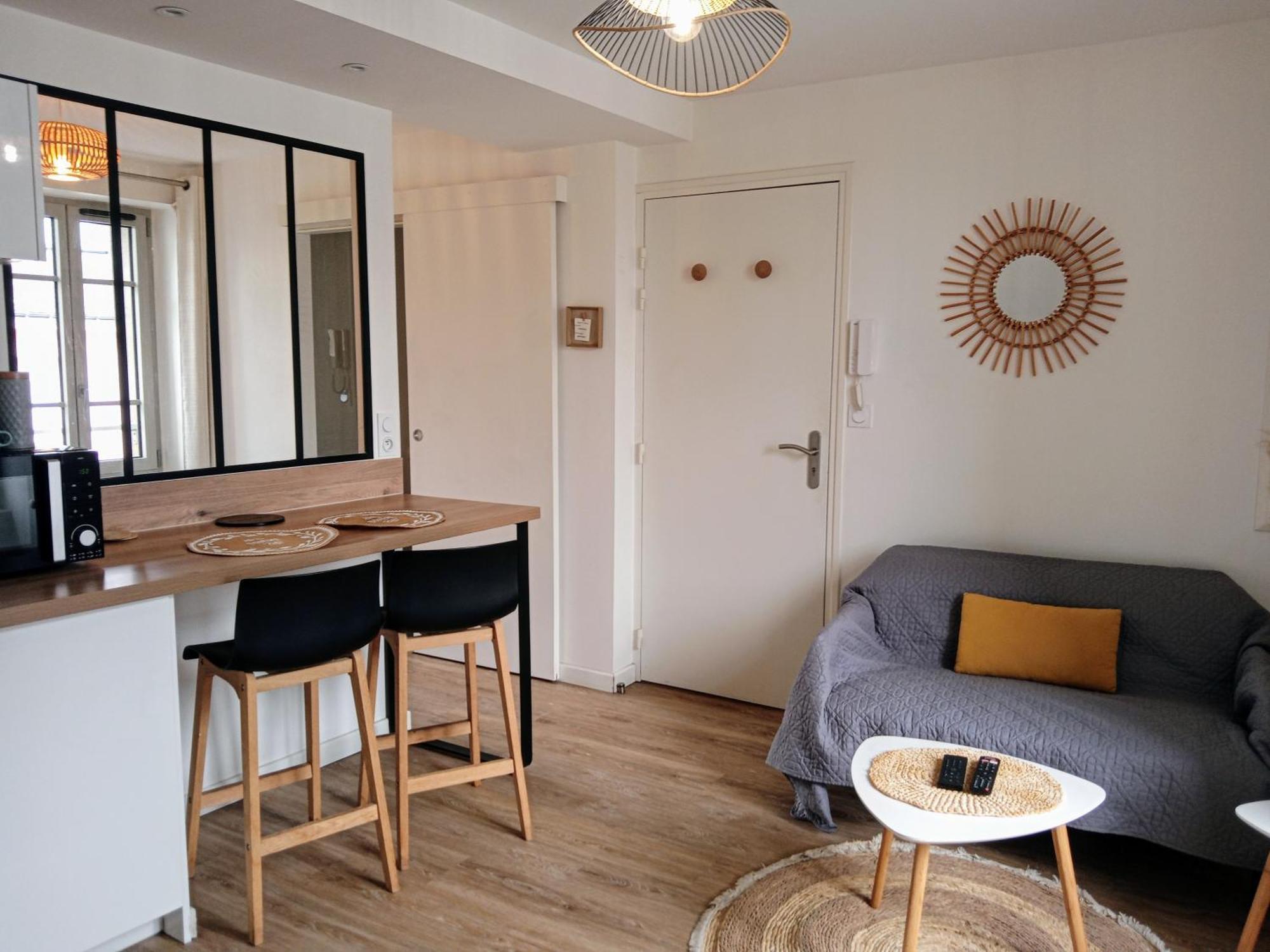 Les Studios De La Gare Linge Cafe The Inclus Wifi Vannes Ngoại thất bức ảnh